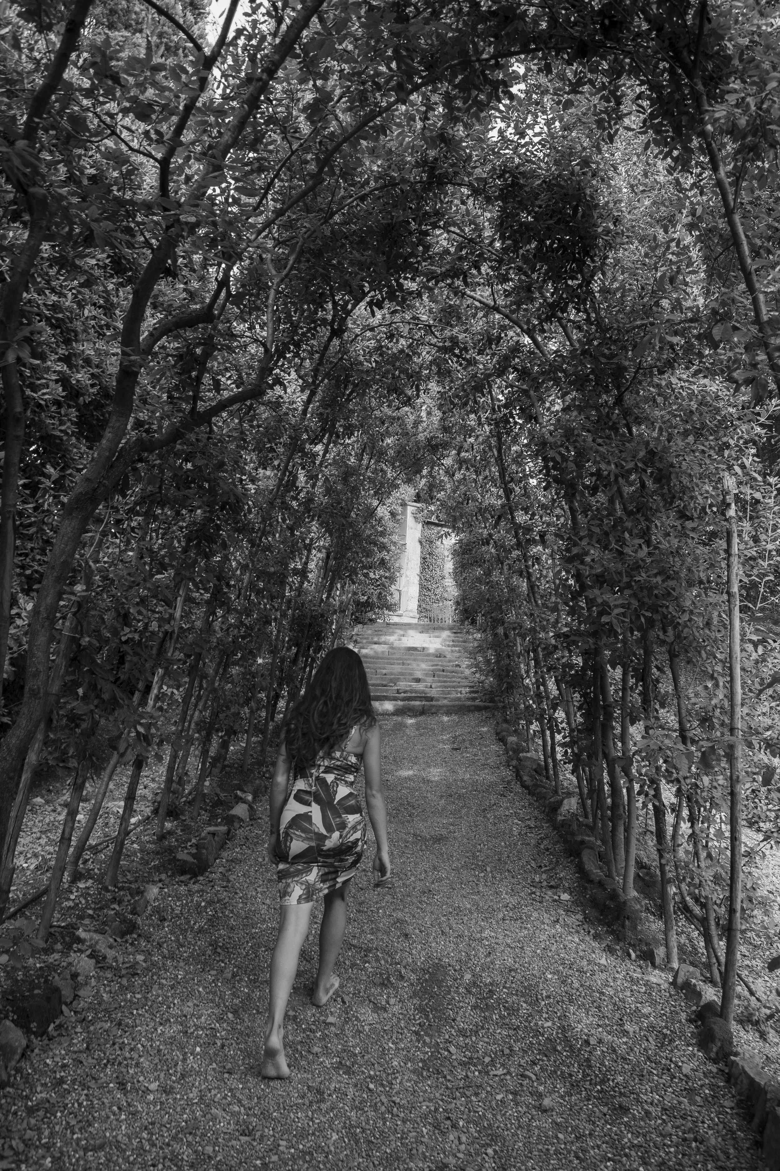 Model in Garden45.JPG