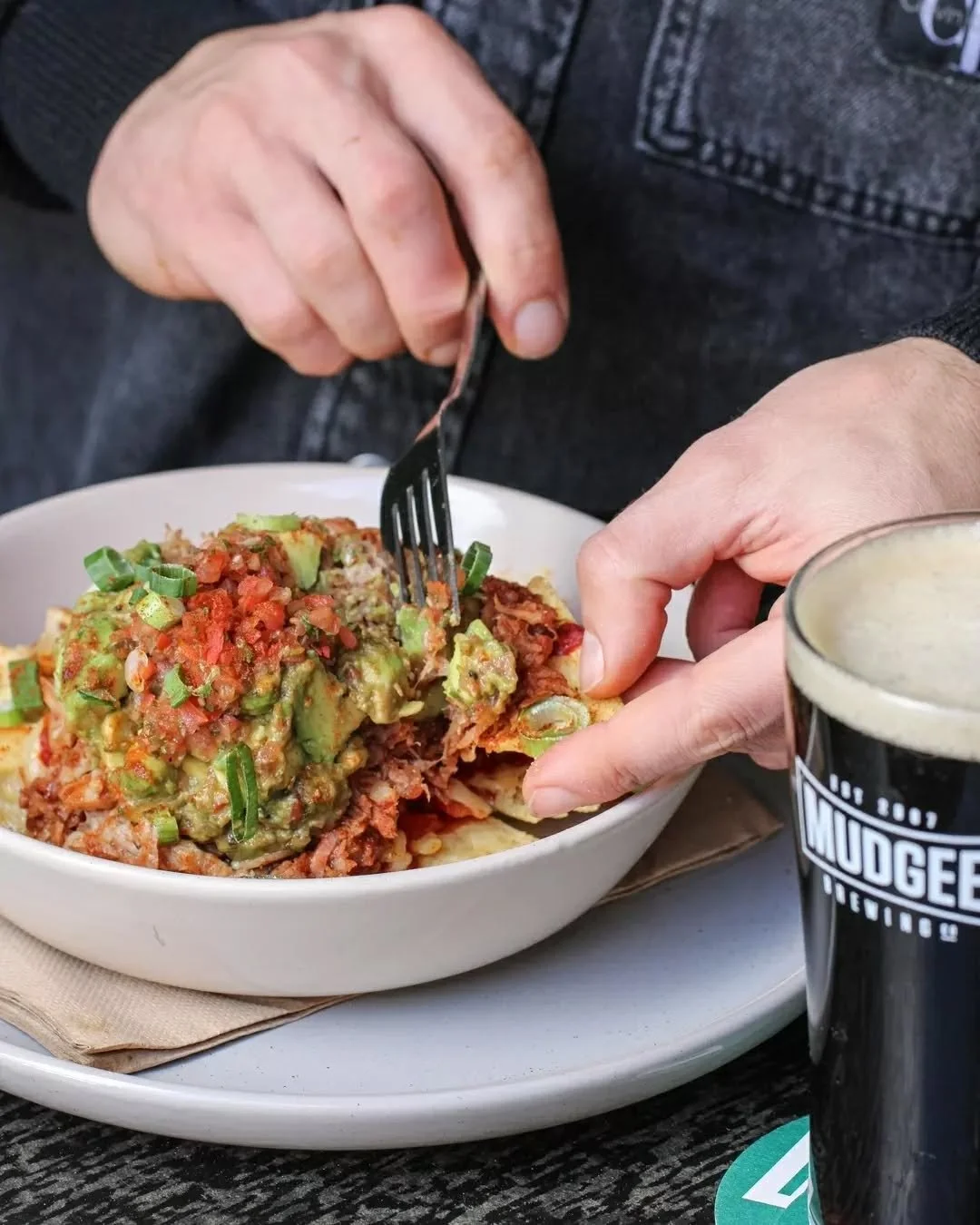 With options for all tastebuds, come on in and grab a delicious feed with your brews. 🤤

You can find our full menu via the link in bio. 🙏