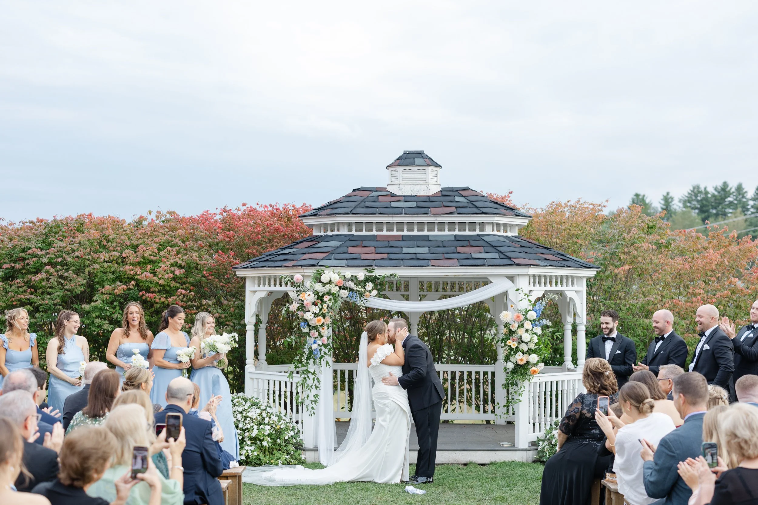 Danielle&BrandonSneakPeeks-87 (1).jpg