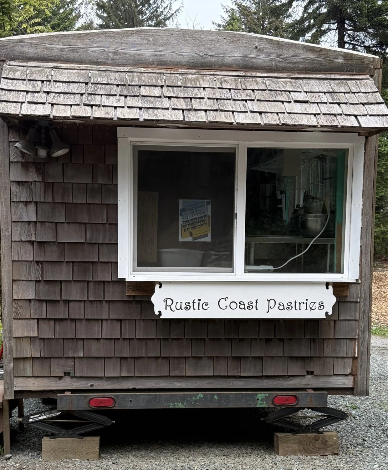 RCP - Back Of Unit - Serving Window.JPEG