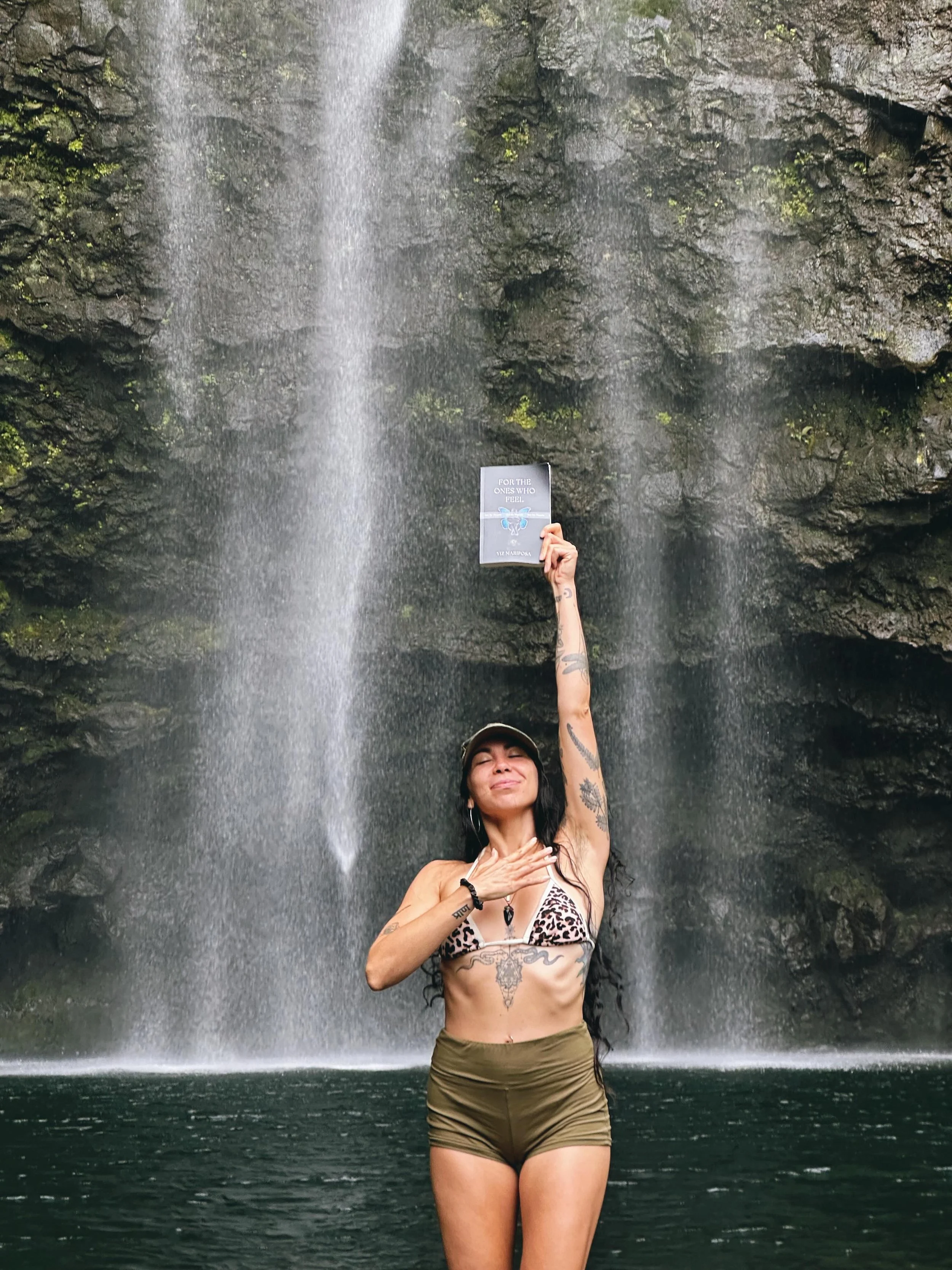 there are things you have always known were meant for you.

that you would find a way to do. no matter what it took.
no matter the fears. no matter the doubts.
no matter the cautious, concerned, or conflicting voices to creative aliveness.

releasing