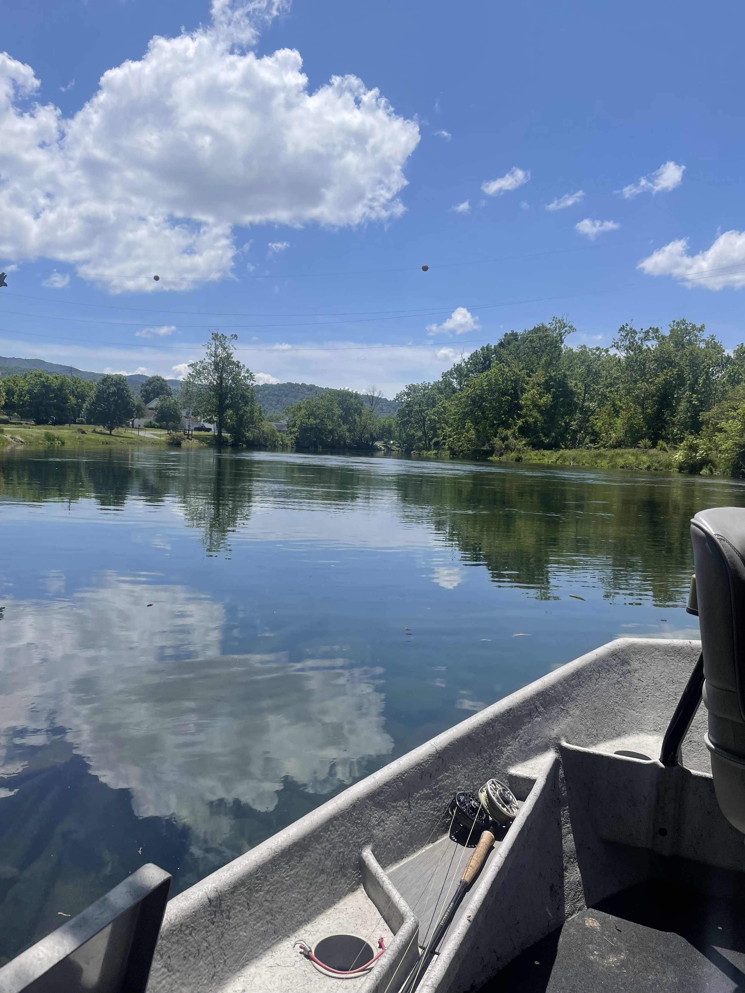 Watauga Tailwater Float Watauga River, Tennessee, USA