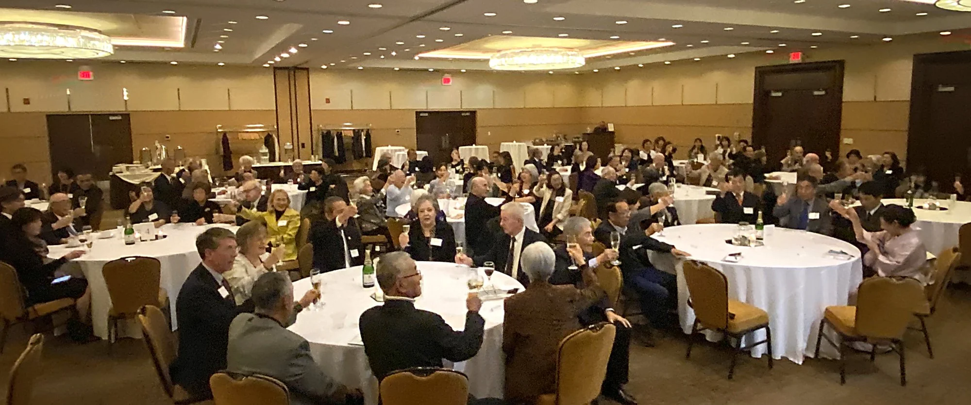 Chicago Japanese Club Celebrates Its 30 Years of History