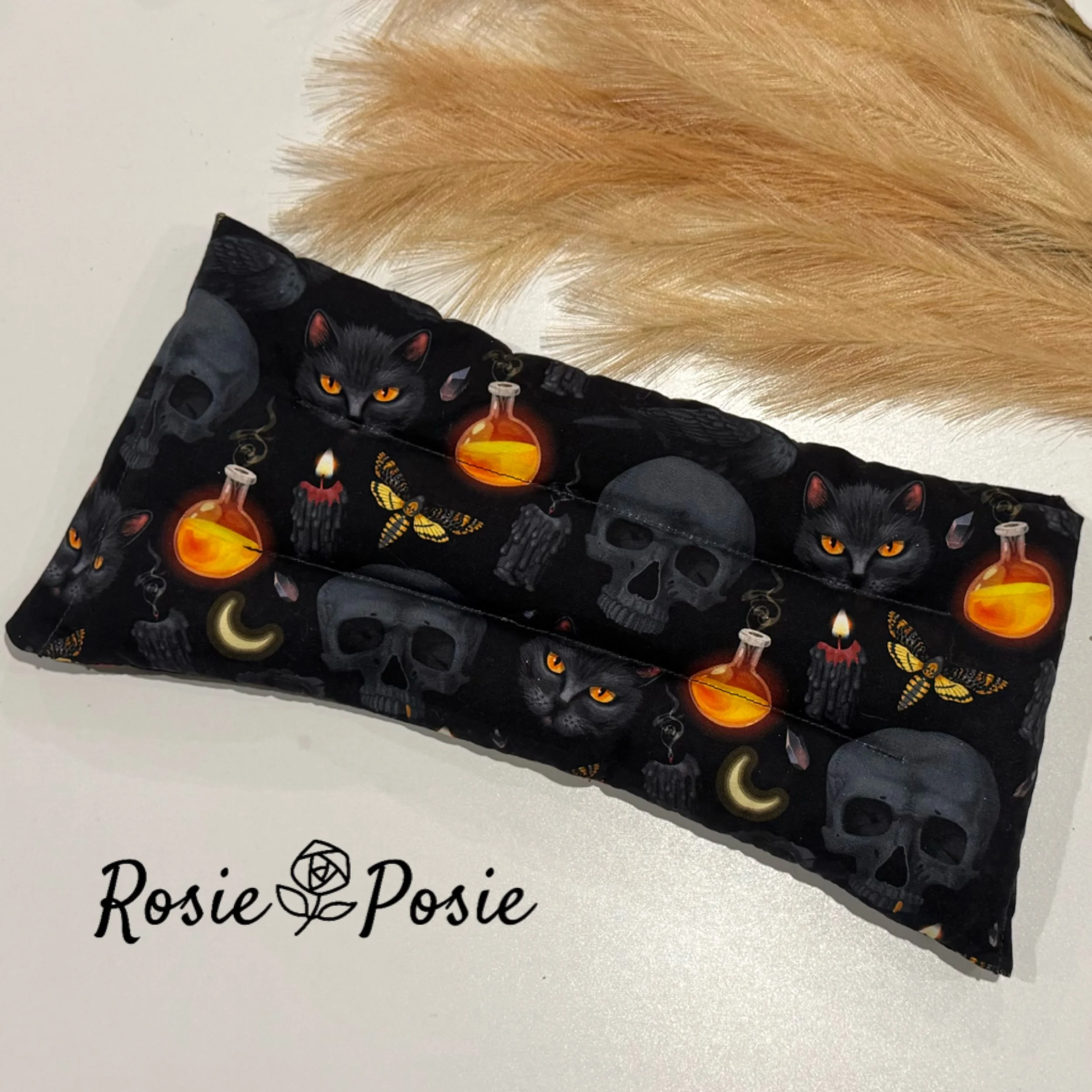 HEAT PACK ~ WRAP AROUND ~ SKULLS, CATS & POTION BOTTLES