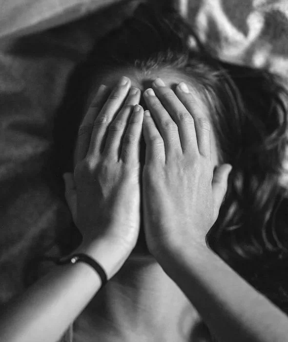 Schuldgefühle als Mutter: Warum sie kein Fehler sind — sondern ein Zeichen