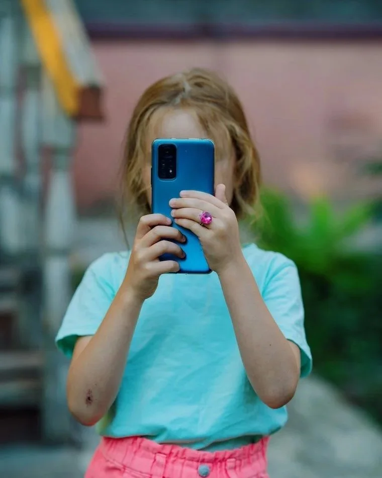Smartphone, Kinder und psychische Gesundheit. 