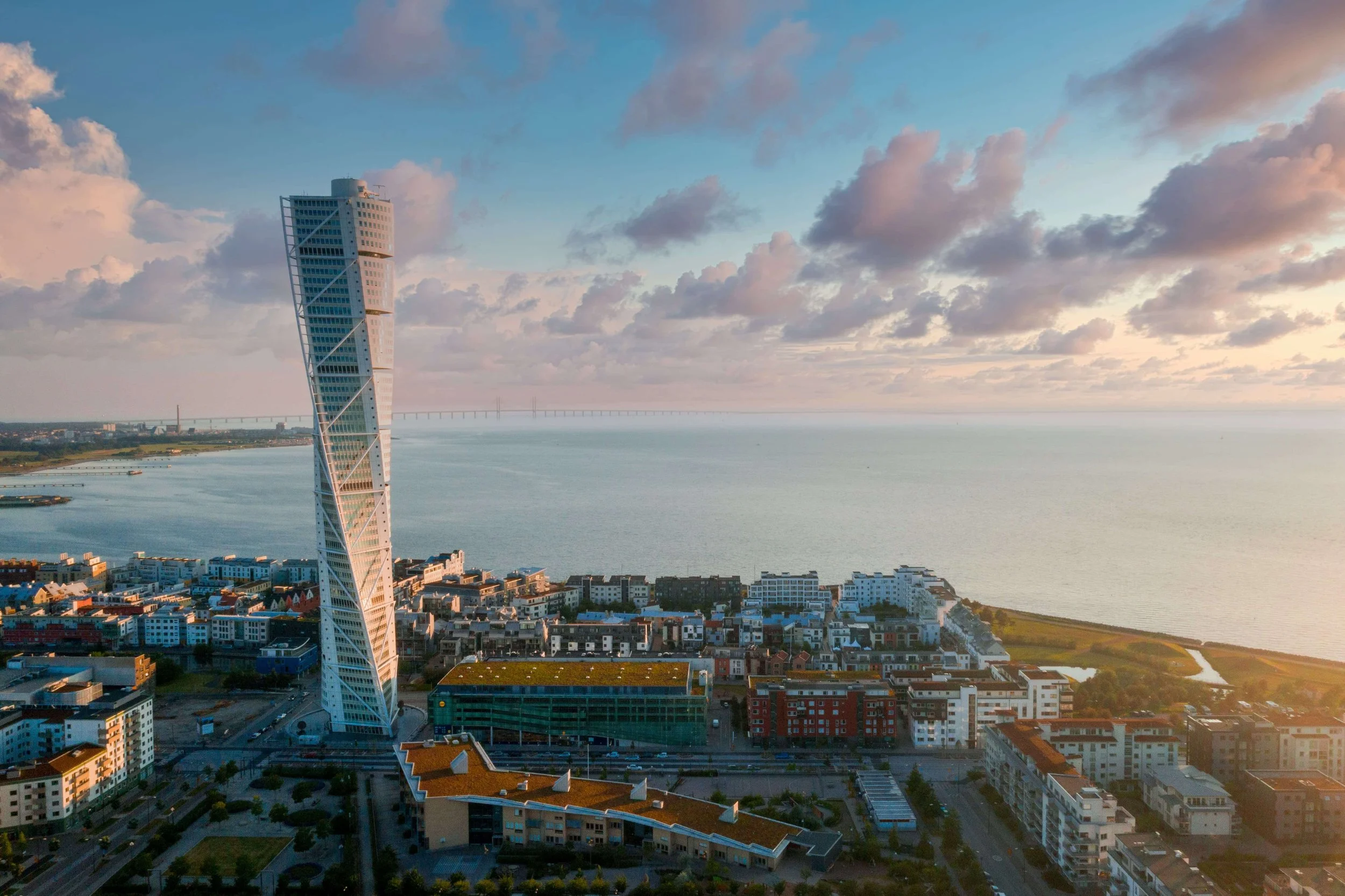  Turning Torso, Malmö, Sweden © Photo:  Aerial Film Studio | Adobe   