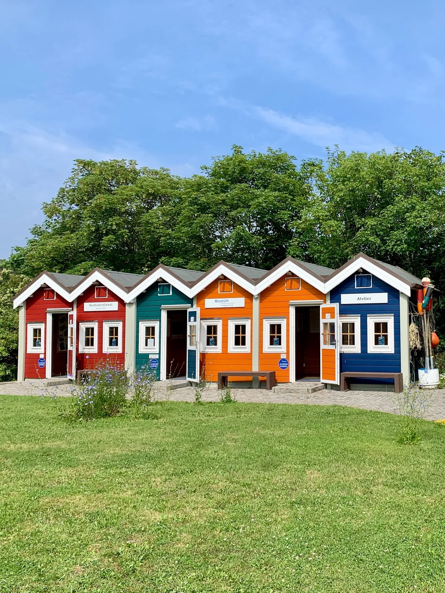 💕Mein KreativPlatz📚

Es ist Mittwoch und die @kinderbuchmanufaktur fragt nach dem Platz, an dem ich kreativ bin. Dem Platz, an dem ich arbeite oder gerne arbeiten w&uuml;rde 🤩

Da ich hauptberuflich als Autorin arbeite, kann ich tollerweise &uuml;