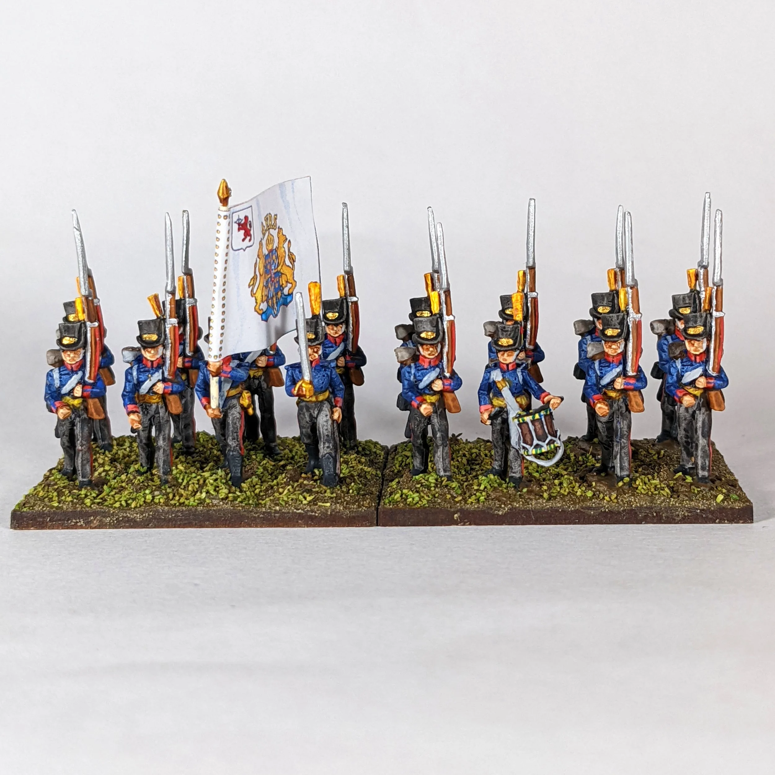 1810 Swedish Uniforms, Napoleonic Sweden, Kalmar Regiment, Minifigs, Front View, Full Painted, Liffana Flag