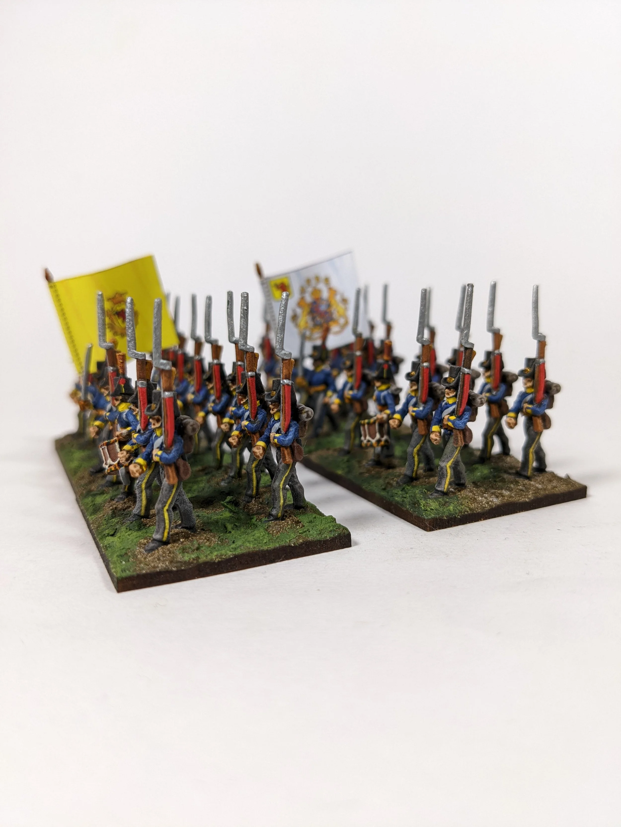 1810 Swedish Uniforms, Napoleonic, Kronoberg Regiment, Minifigs, Side View, Full Painted, Gull Miniatures