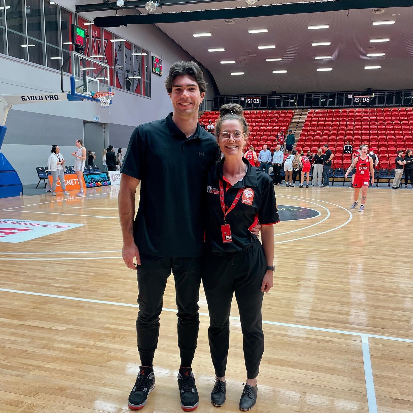 WNBL SHOWDOWN 🏀

Last night Christal and Lachie got to work opposite against each other as the @perthlynx hosted the visiting @sydneyflamesofficial.

The Lynx pulled away in the last quarter to win 80-72! 

The Flames are back in town January 7th fo