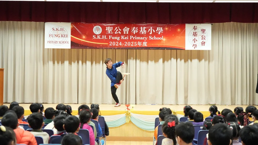 雜技和雜耍有什麼分別？2種中式雜耍表演的欣賞方法 — 春瑞藝術 Chun Rui Art｜香港的中國傳統藝術課程