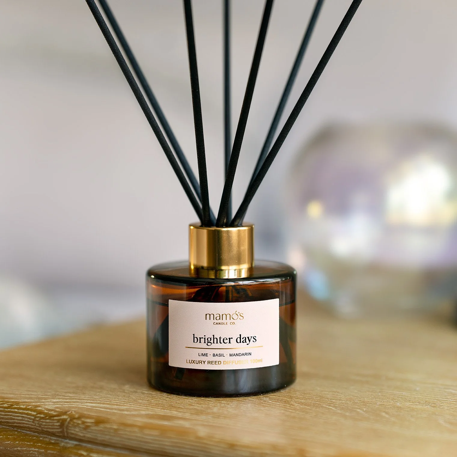 Why Reed Diffusers Are the Perfect Home Fragrance for Summer