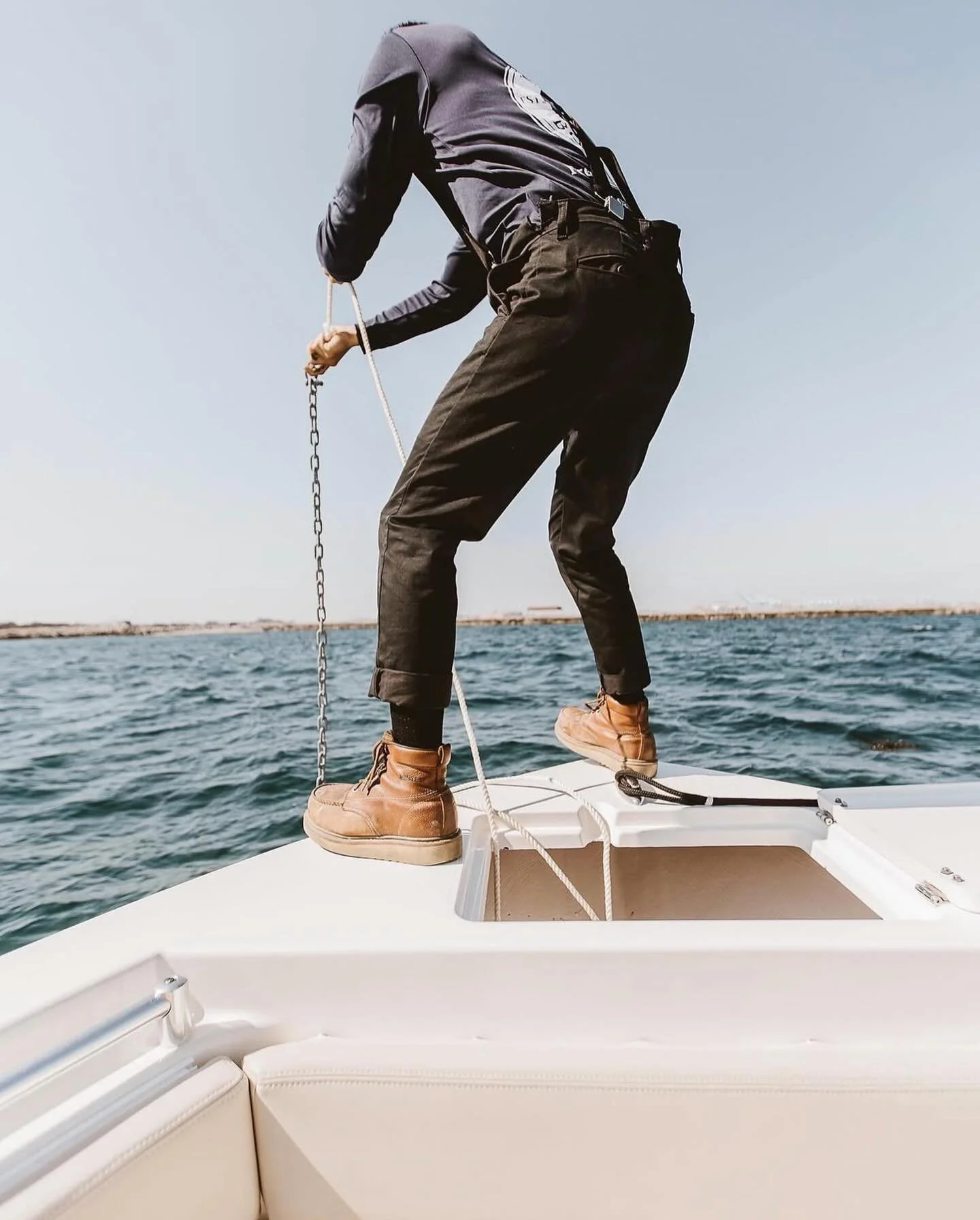 On the water with @freedomboatclubsocal and chasing that salty breeze all weekend long 🌊