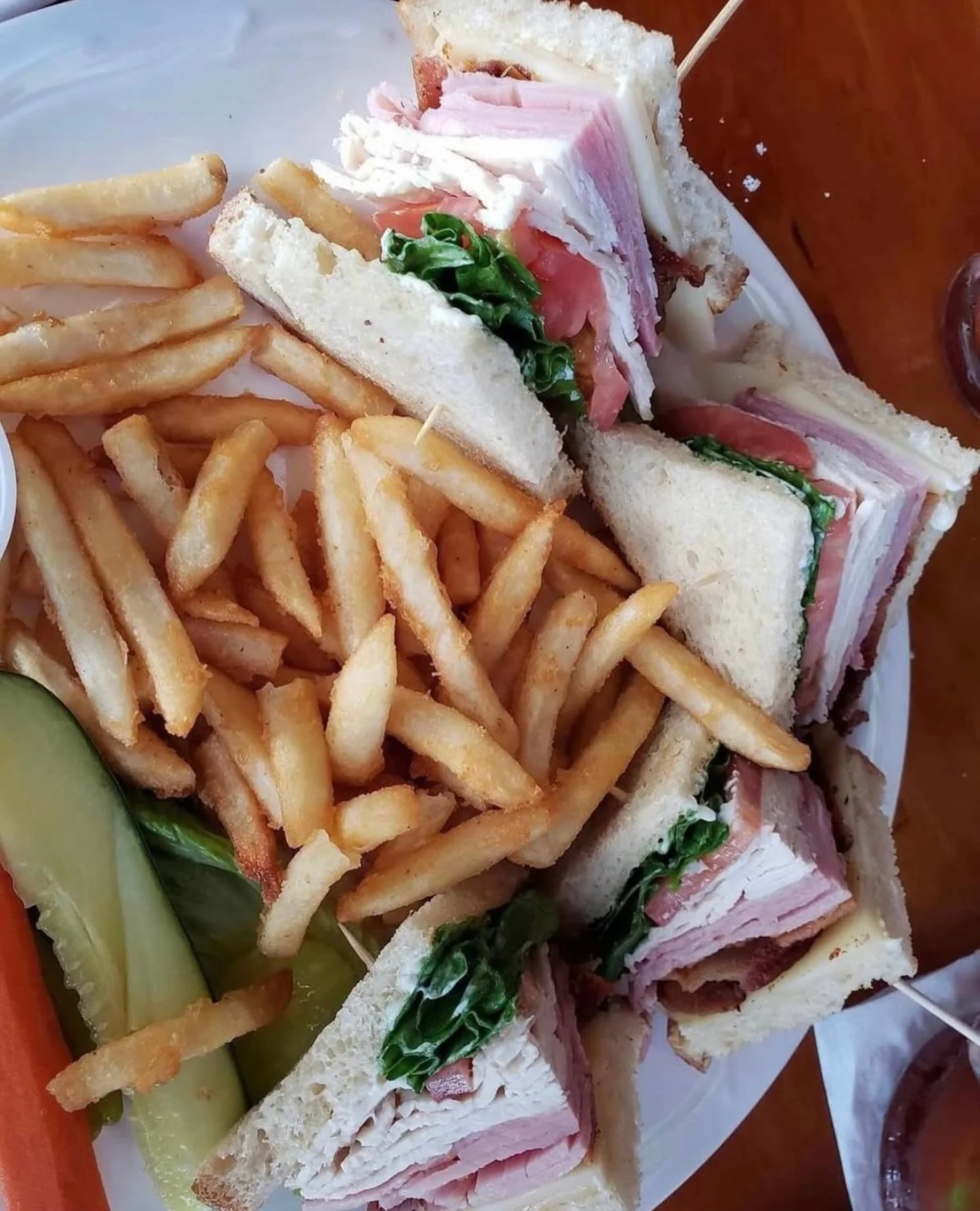 Saturday calls for a Triple Decker at Pelican Isle 🥪😋