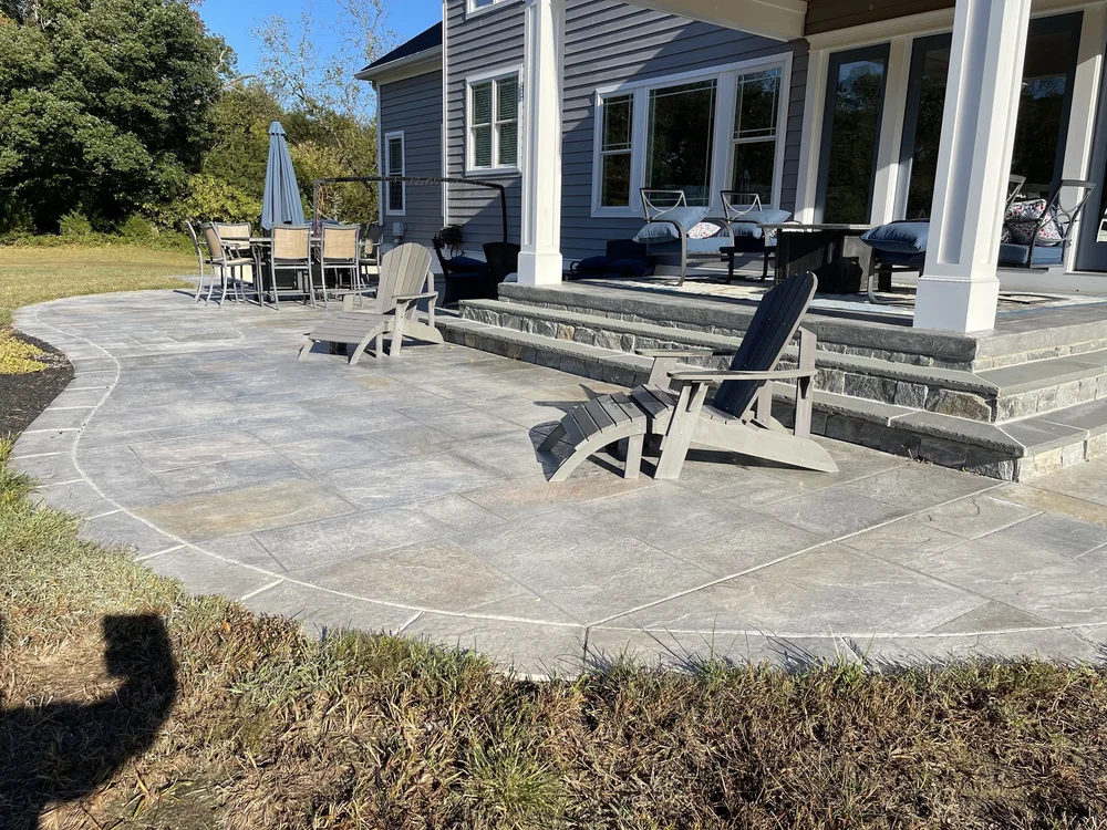 Stamped concrete patio with outdoor kitchen - Patrick Breen Masonry and Concrete South Jersey