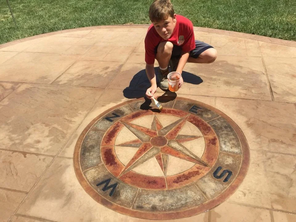 Compass Circle Stain