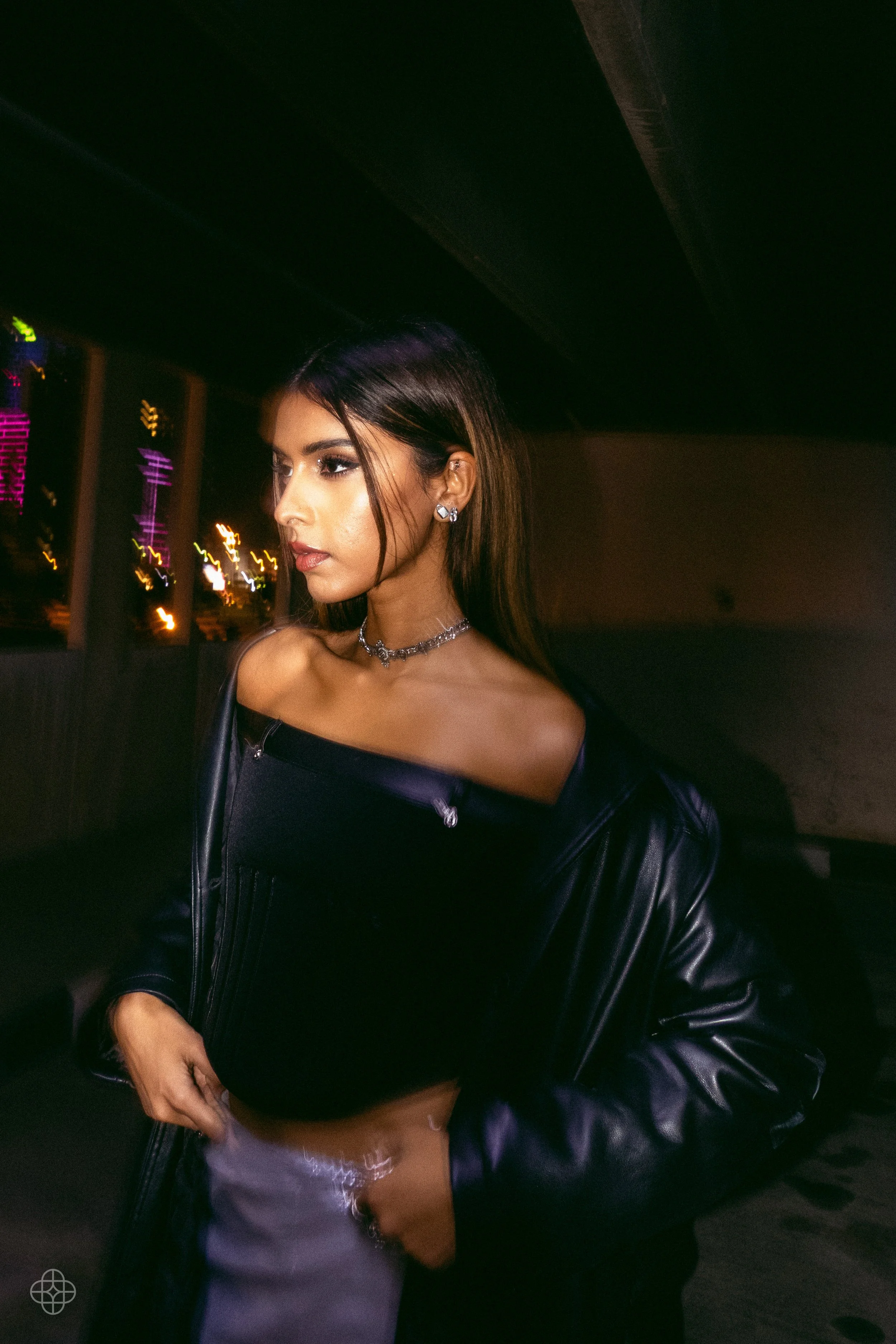 Tings Red Phone Dec 2022_-75.JPG