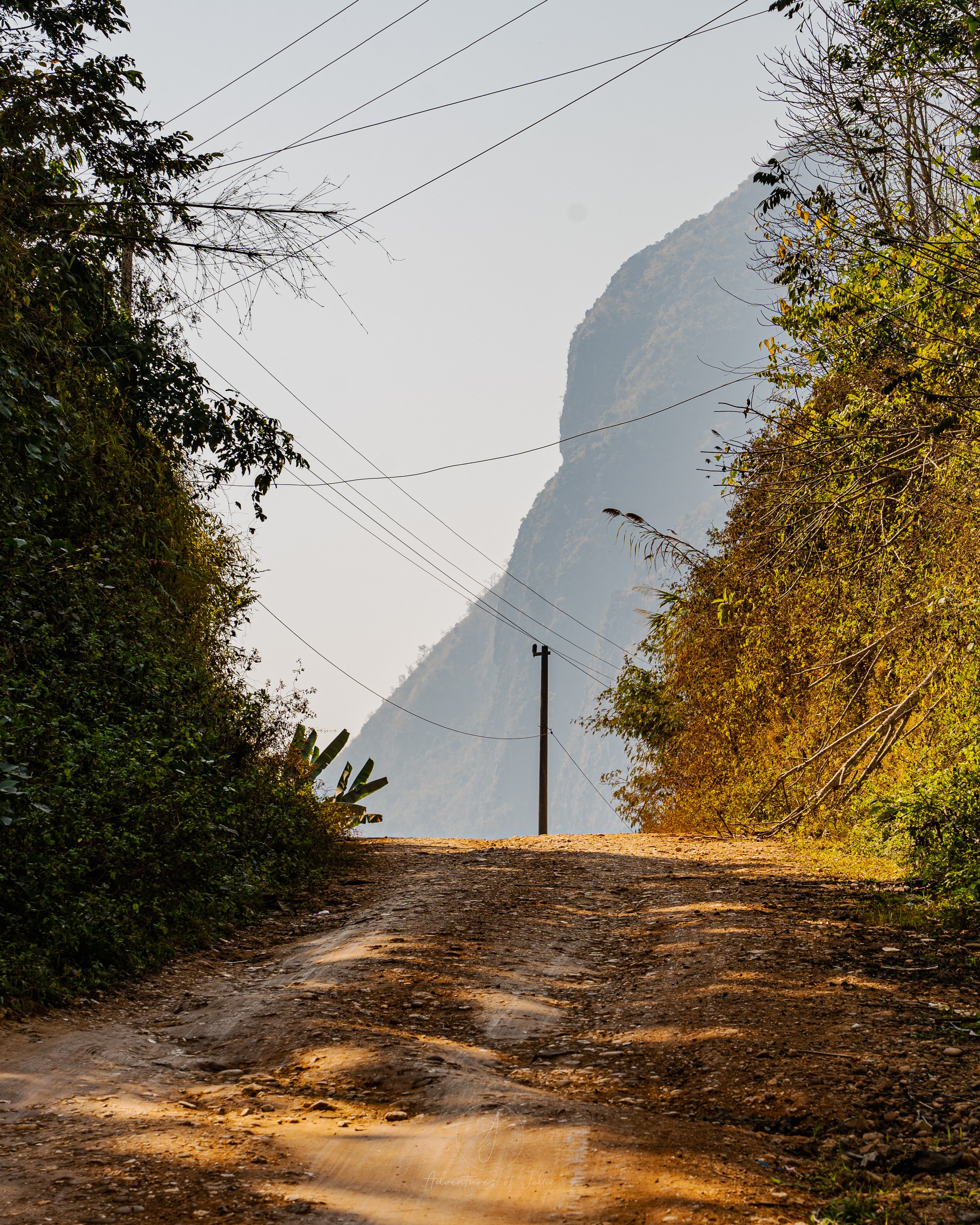 Path Near Nong Khiaw.jpg