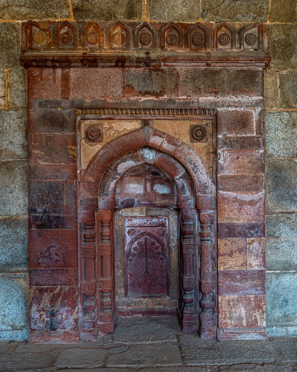 stone-carving-humayans-tomb.jpg
