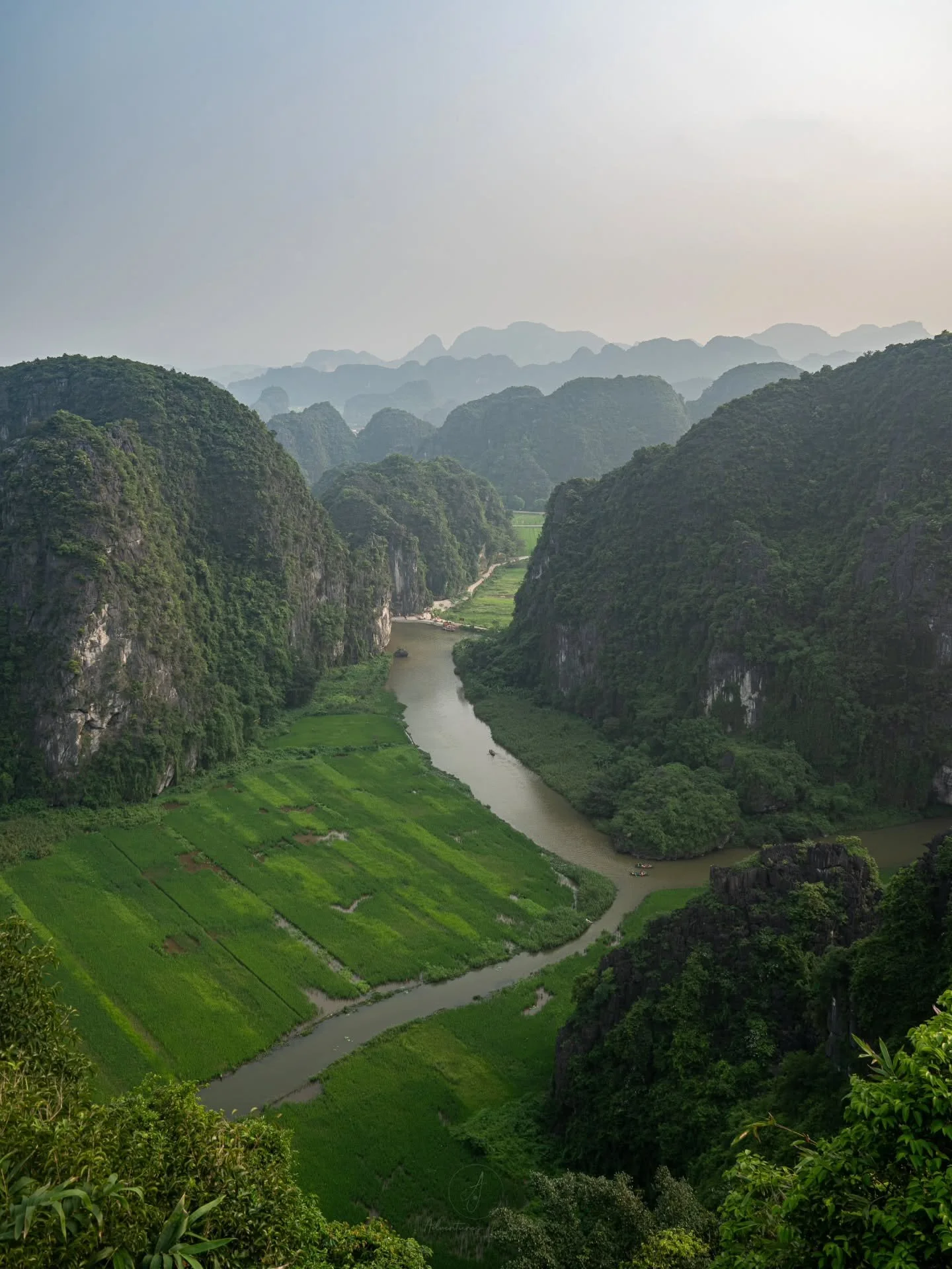 Postcards from Vietnam 🇻🇳

Happy National Vietnam Day!
