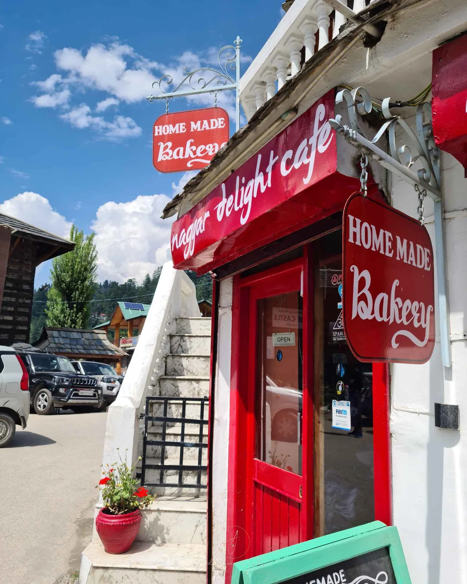 A Guide to Naggar Temples, Art and a Castle in Himachal Pradesh