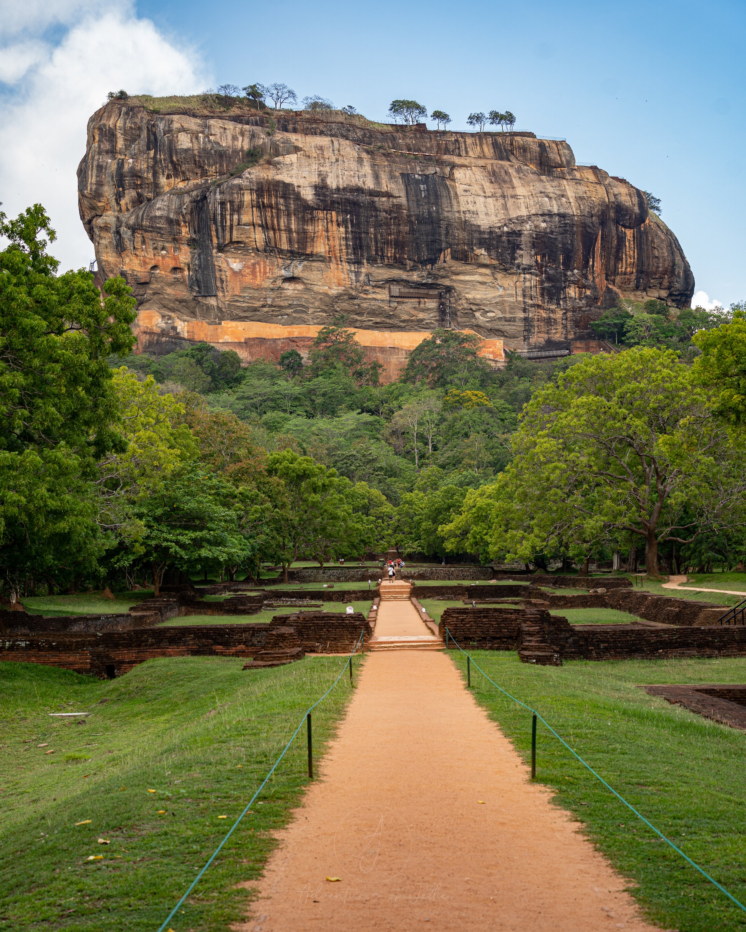 Sigiriya, The Lions Rock - The Jewel in Sri Lanka's Crown — Adventures of  Jellie