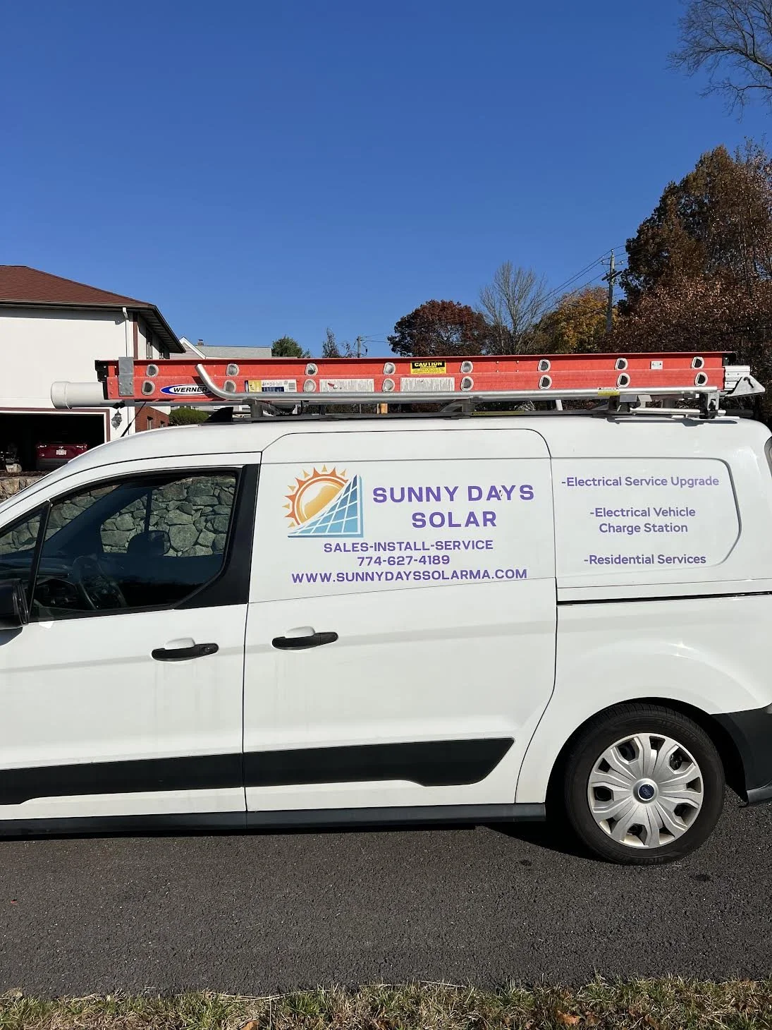 Sunny Days Solar got lettered up on both sides & Rear including Privacy Perf on Rear Glass.  Project complete with 3M Digitally Printed Vinyl for a perfect color match!