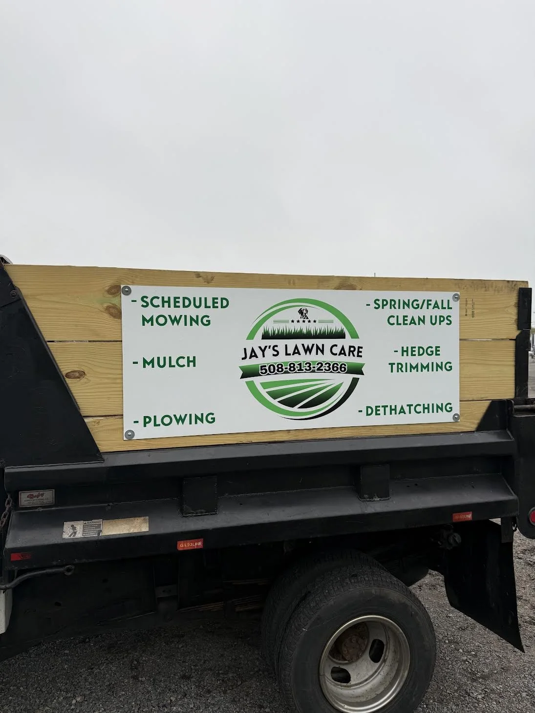3MM Max Metal Panels For our friends over at Jay's Lawn Care.  Panels Fastened to the wooden sideboards.