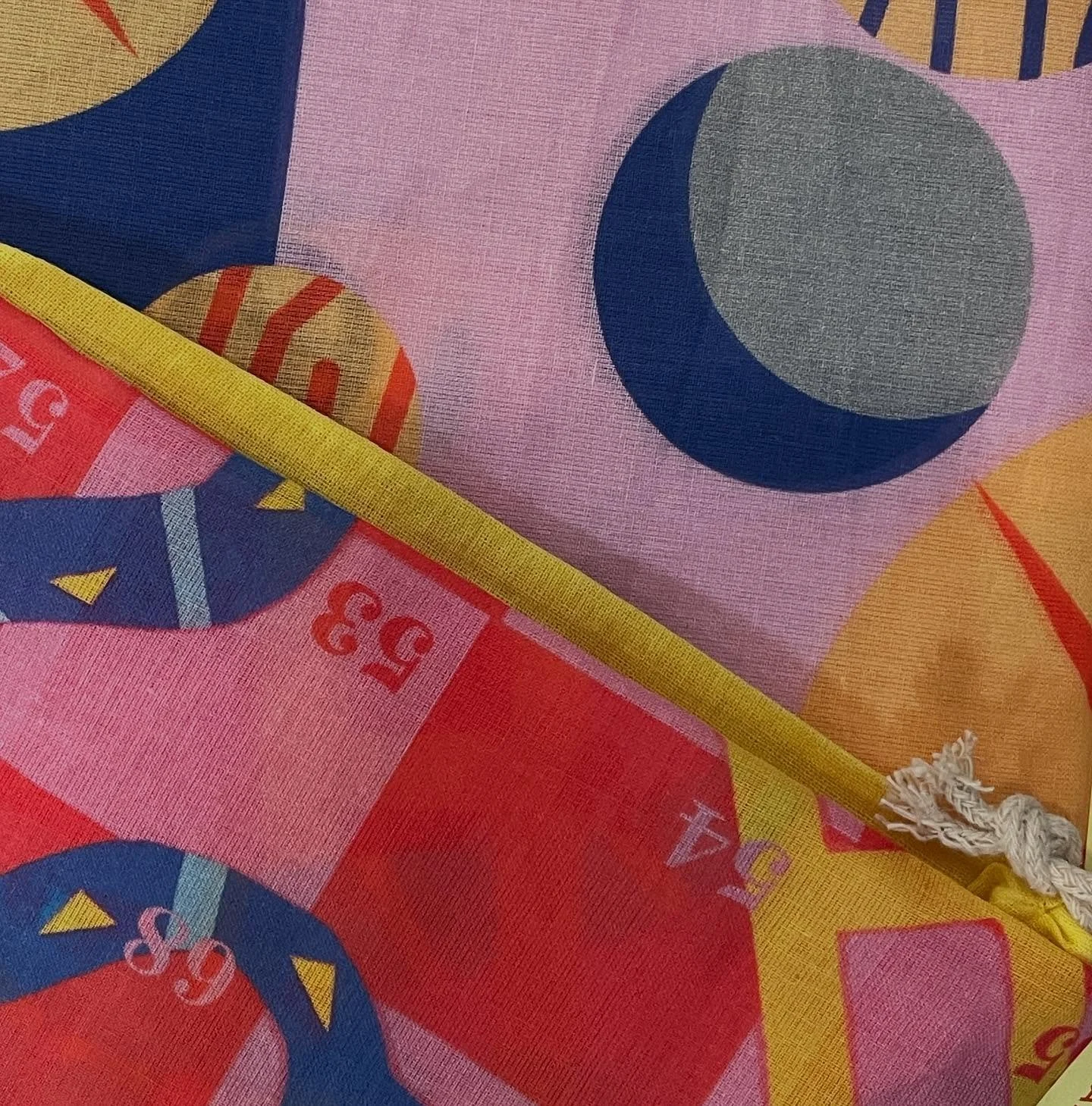 I loved meeting all@of you @officialpax_ 🌞 it was a wild and crazy four days but so fun 🌞  stay tuned for some new things coming soon 🌞
.
.
.
#bandana #bandanastyle #bandanaboardgame #boardgame #playgames #playoutside #fourrabbit