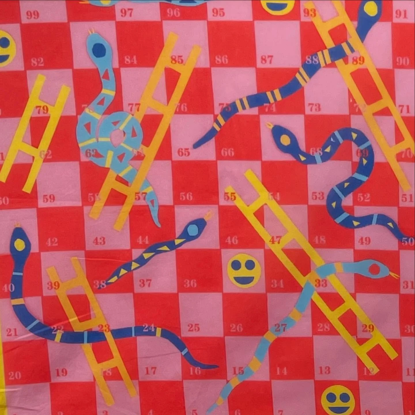 In case you missed it&hellip; you can find our SNAKES AND LADDERS Bandana Board Game in @wirecutter - a great gift for moms (your mom, your friend&rsquo;s mom, your friend who is a mom&hellip;.. ) 🐍🪜🎲
.
.
.
#bandana #bandanastyle #bandanaboardgame
