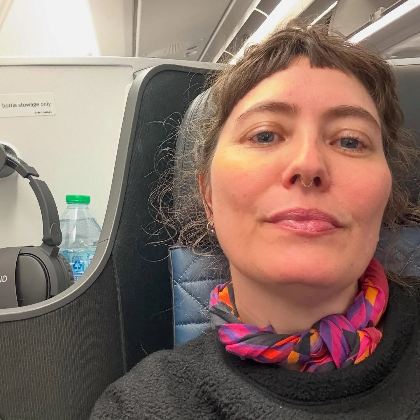 Made it to London 🌞☔️ it has alternated between sunshine and stormy hail ☔️🌞 planning on seeing a lot of art while I&rsquo;m here working ☔️🌞 if you have recs drop them below 🌞
.
.
#bandana #bandanastyle #boardgame #shapeshifter #tangram #travelg