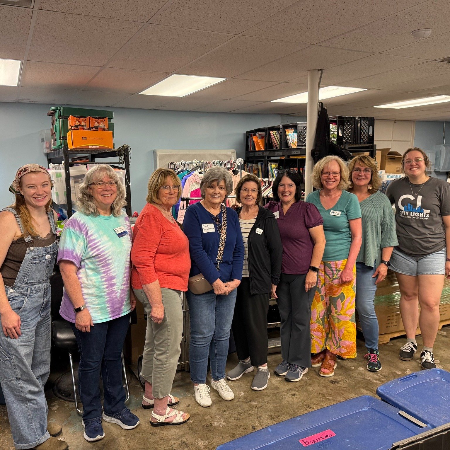 Huge thanks to the Community Friends group from the @tulsanewcomersclub_tnc for spending their morning volunteering with us! This amazing group of ladies jumped right in to pack feminine hygiene kits, refresh our Night Light blessings bins, wash dish