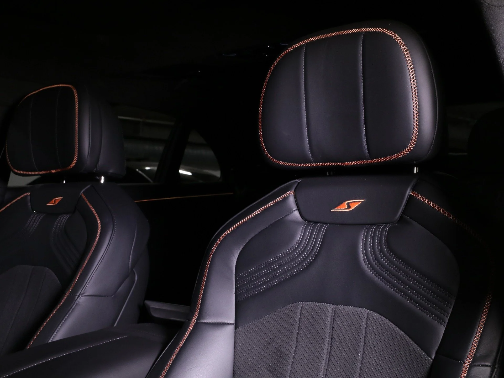 New-2024-Bentley-Flying-Spur-S-1732874371-20.jpg