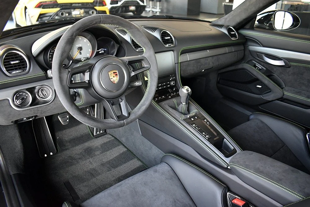 Used-2020-Porsche-718-Cayman-GT4-1604962282.JPG