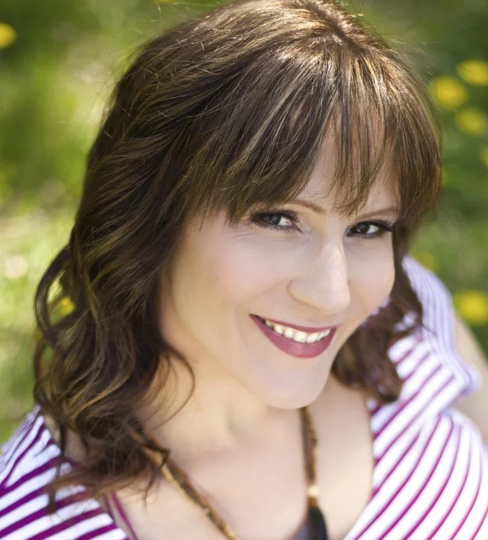 Makeup by Destiny Ezurs, based out of Fort McMurray