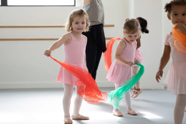 A Neighborhood Ballet class in the studio