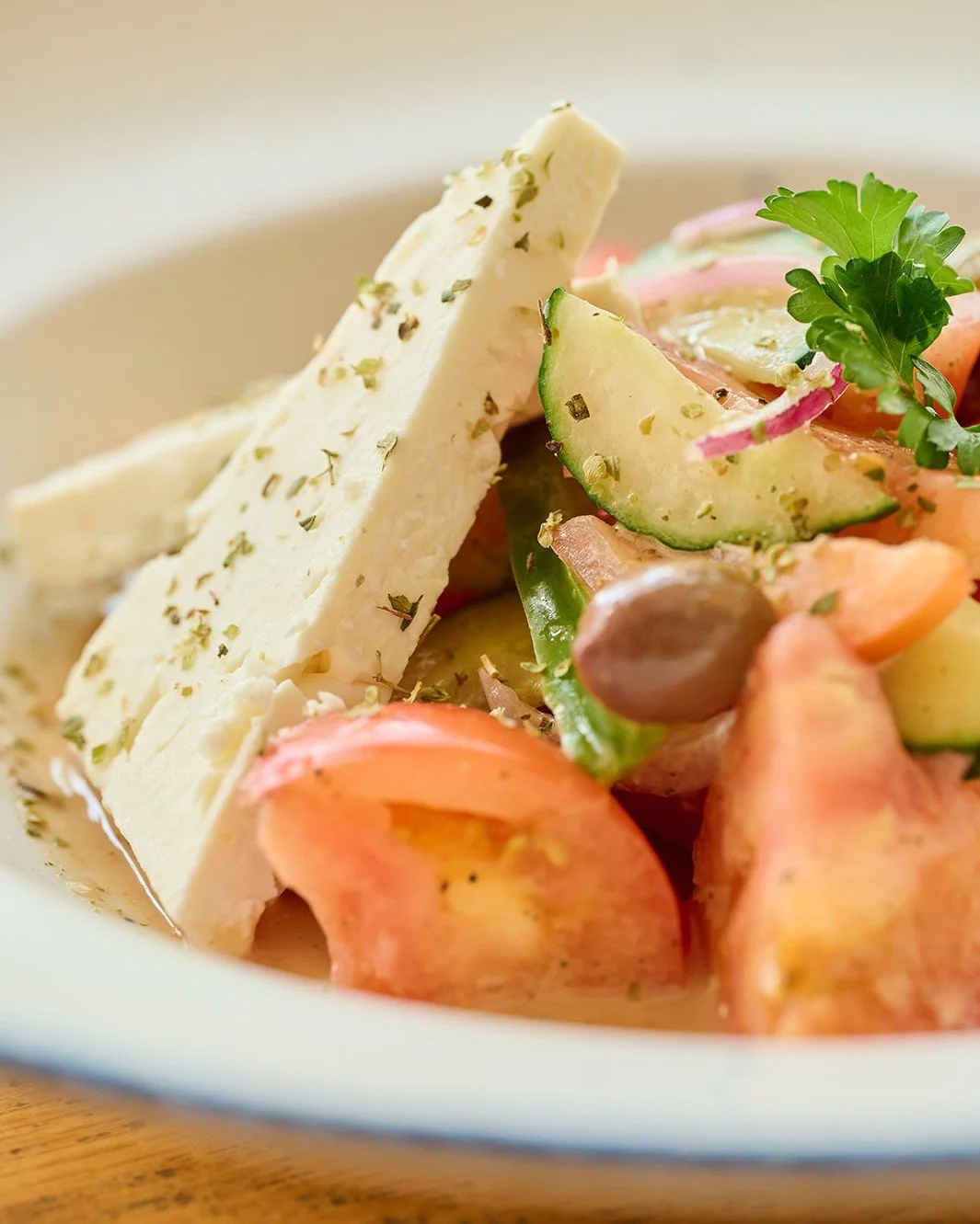Feels like a Greek salad by the lake kind of night.