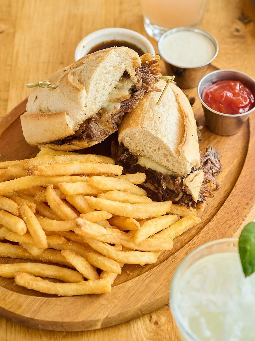 Short Rib &ldquo;French Dip&rdquo; ⁠
caramelized onions, swiss cheese, au jus, fries, horseradish cream
