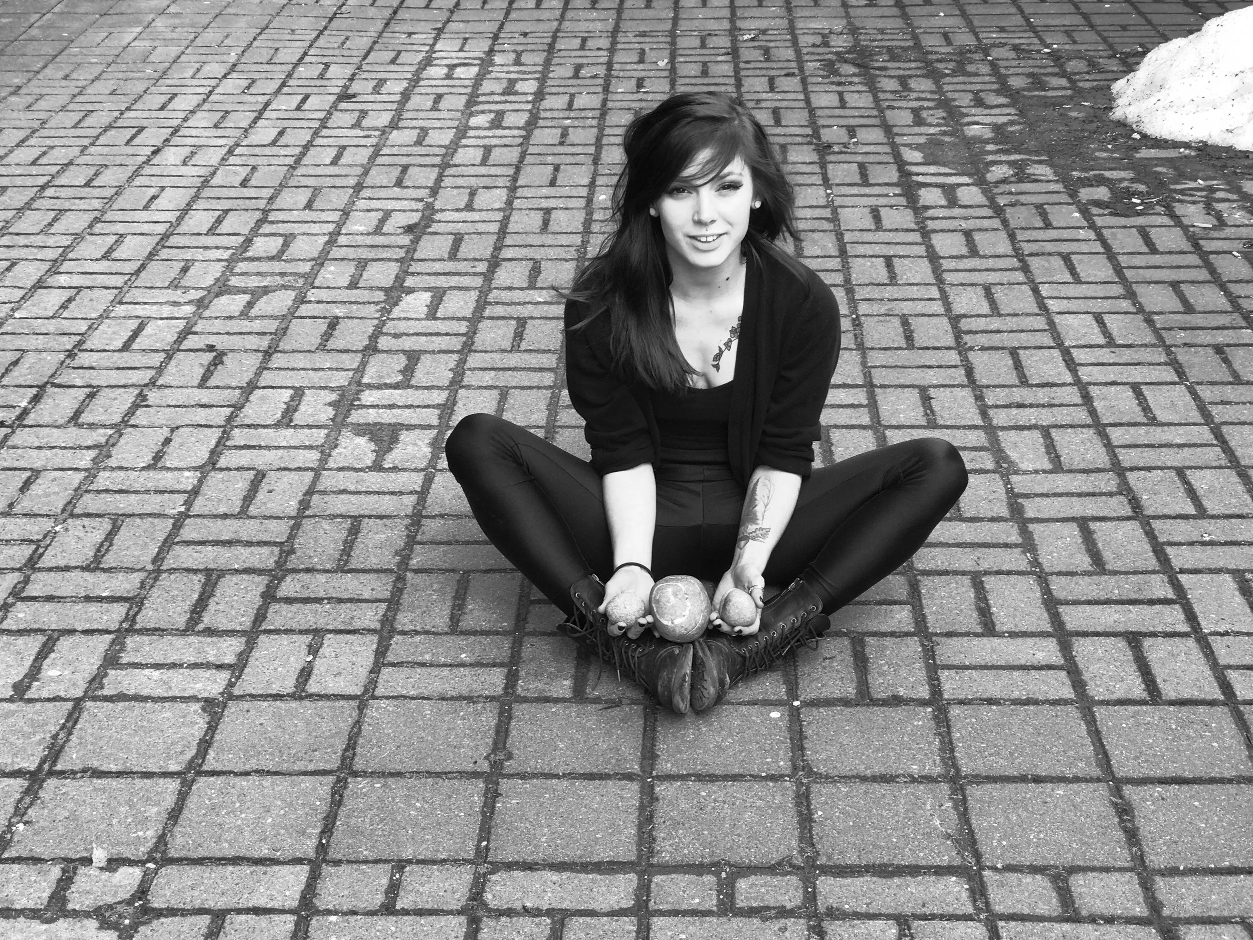 011_Uncommon Emily_4.JPG