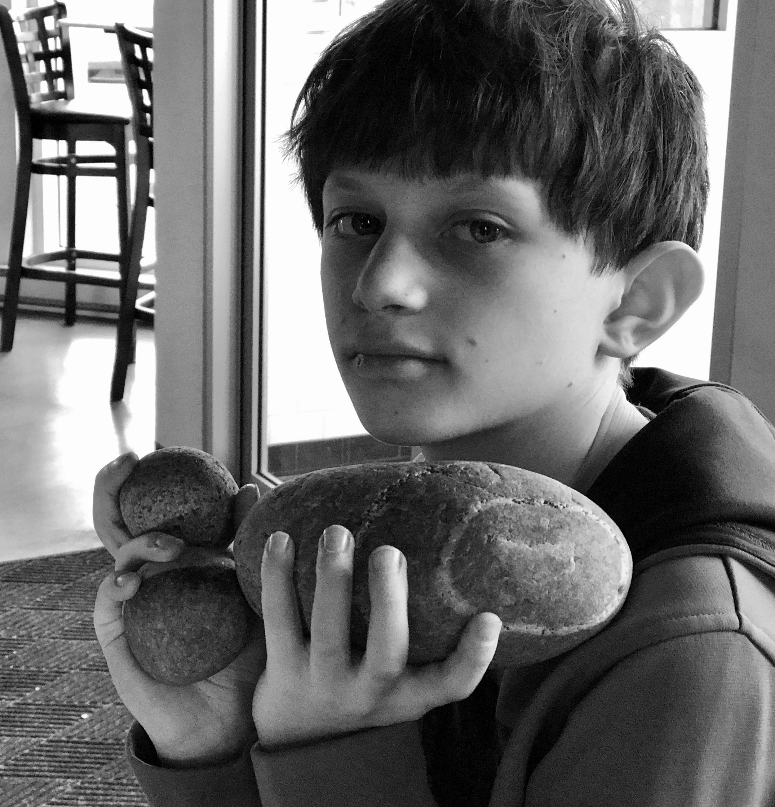 014_Eli holding 3 stones.JPG