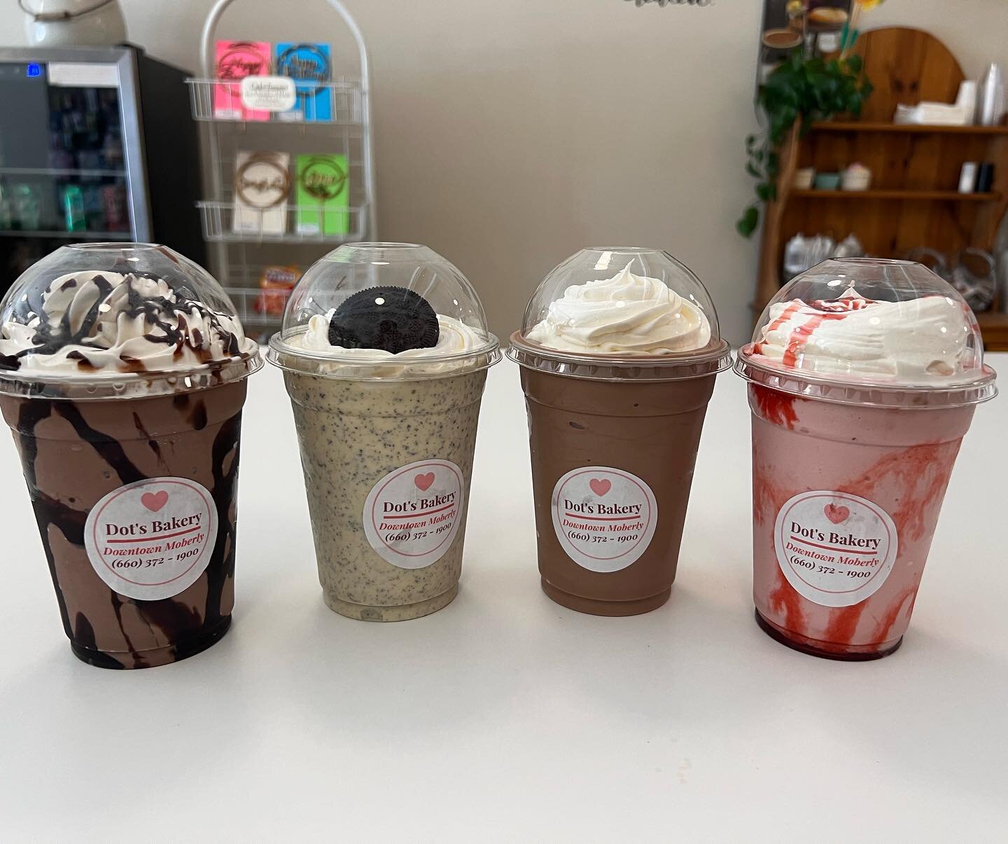 HAPPY HOUR tonight 5-7pm! Milkshakes or Malts just $5!
Starting today, Dot's Bakery will be open till 7pm on Thursdays! Come see us and then head to A Stroke of Magic for Open Craft night!
#thedotsakery #happyhour #milkshakes #crafts #astrokeofmagic