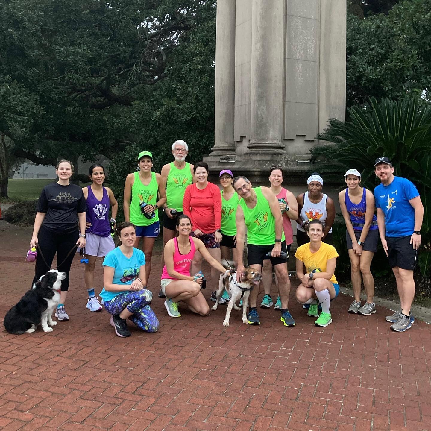 From Uptown NOLA this morning&hellip; 
How it started&hellip;.
How it went!
Our #VSNO #VSLV Saturday run group kicked off Grand Opening day with a pit stop at our new store at 5707 Magazine St! 

Come by today for some #merrimentonmagazine 

#runhard