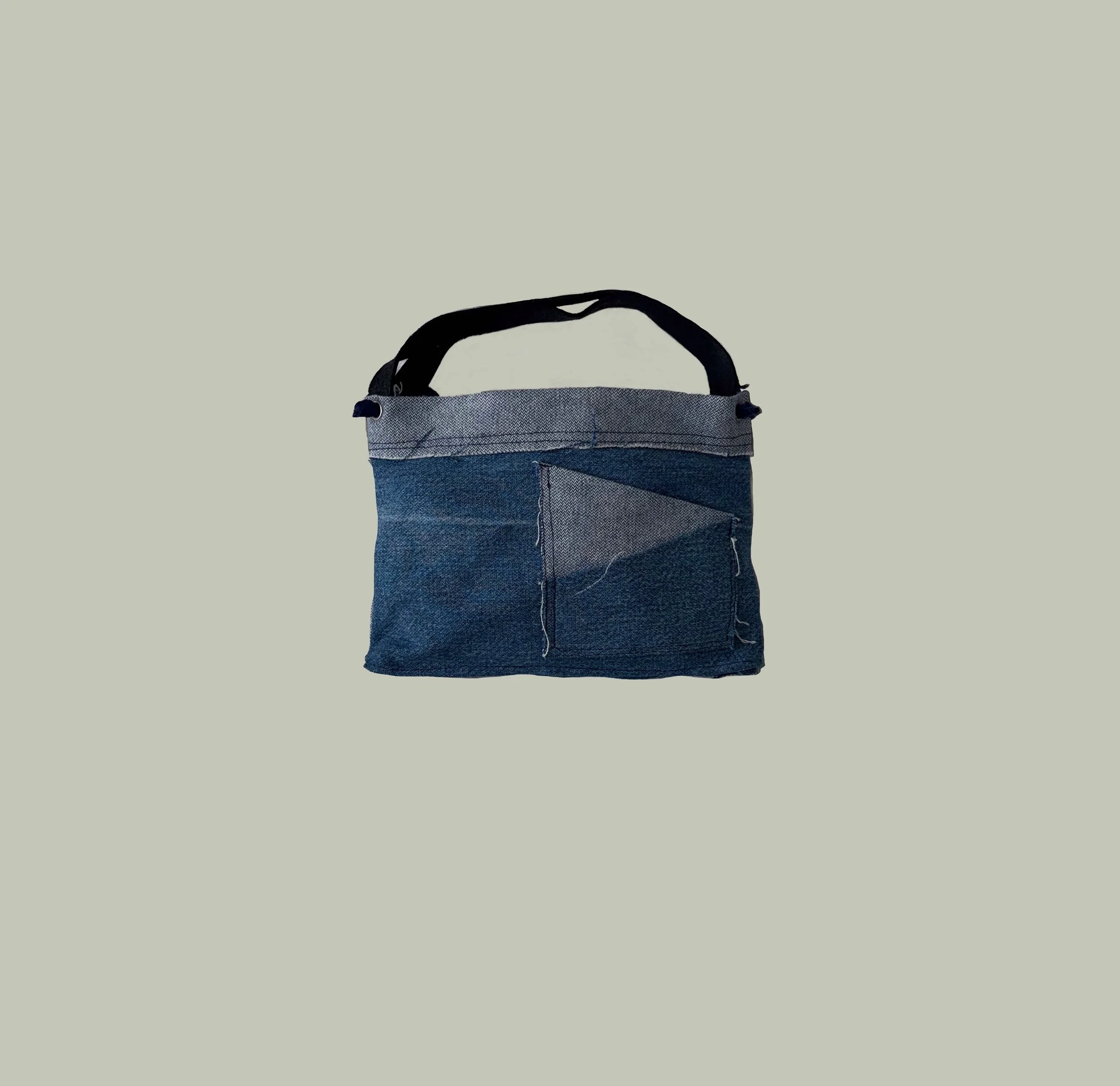 Mini hand bag