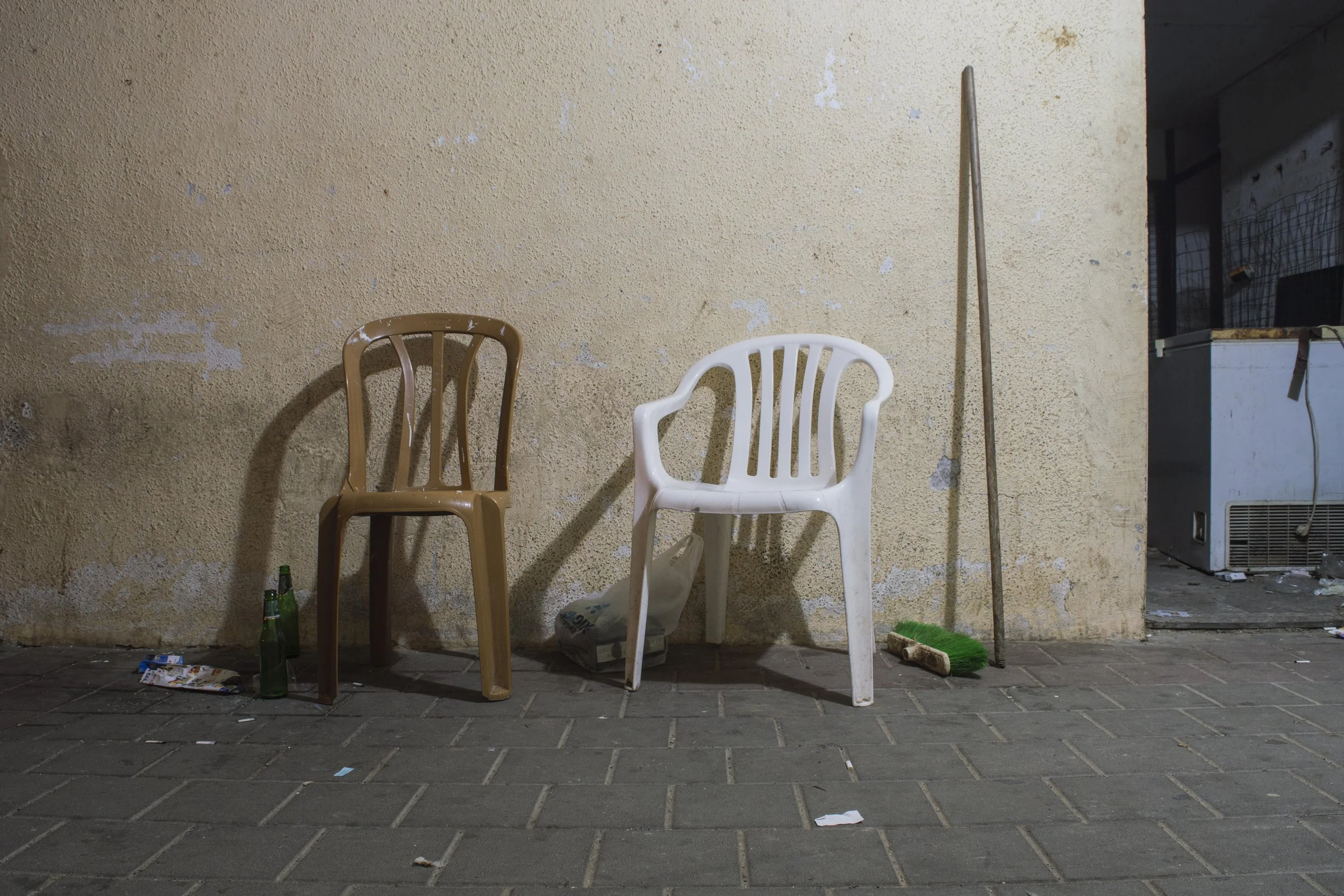 לילה כיסאות.jpg