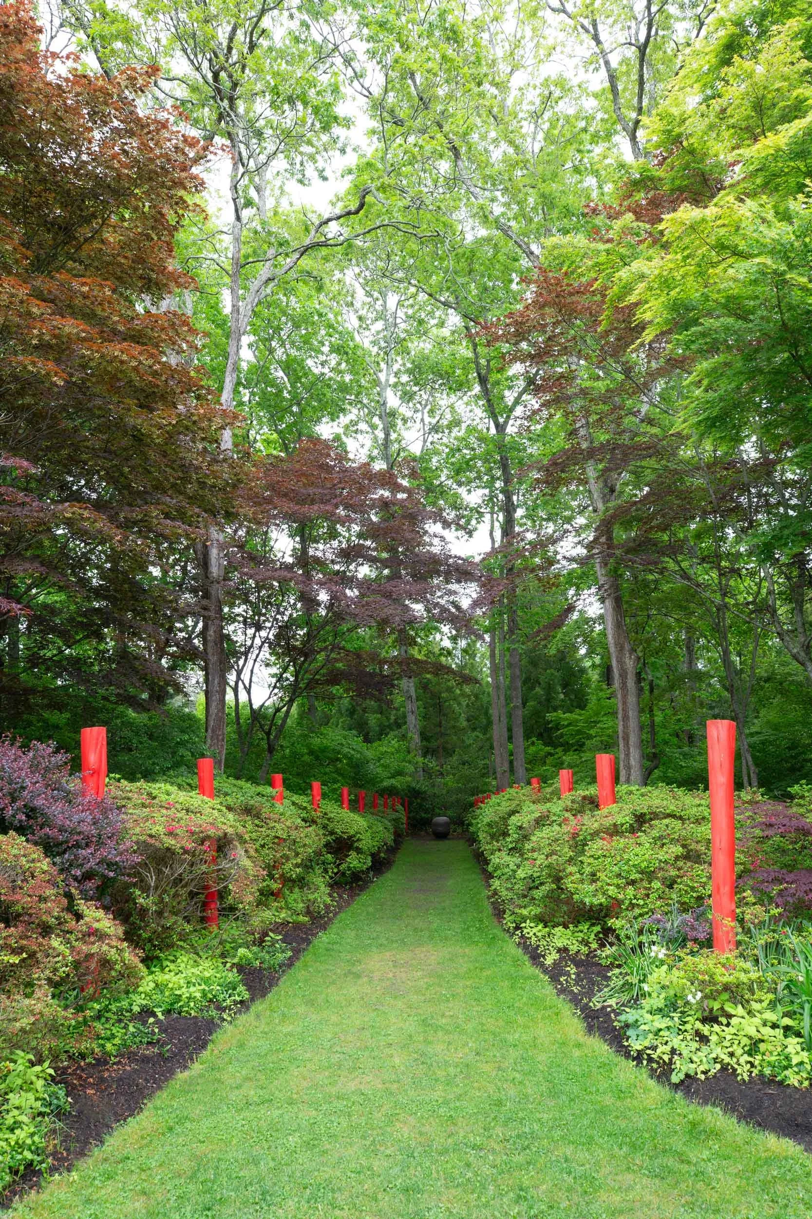 R_Lara-Vukson-Photo_2025_6_01-Long-House-Reserve-grounds-1893_SQSP_2500px.jpg