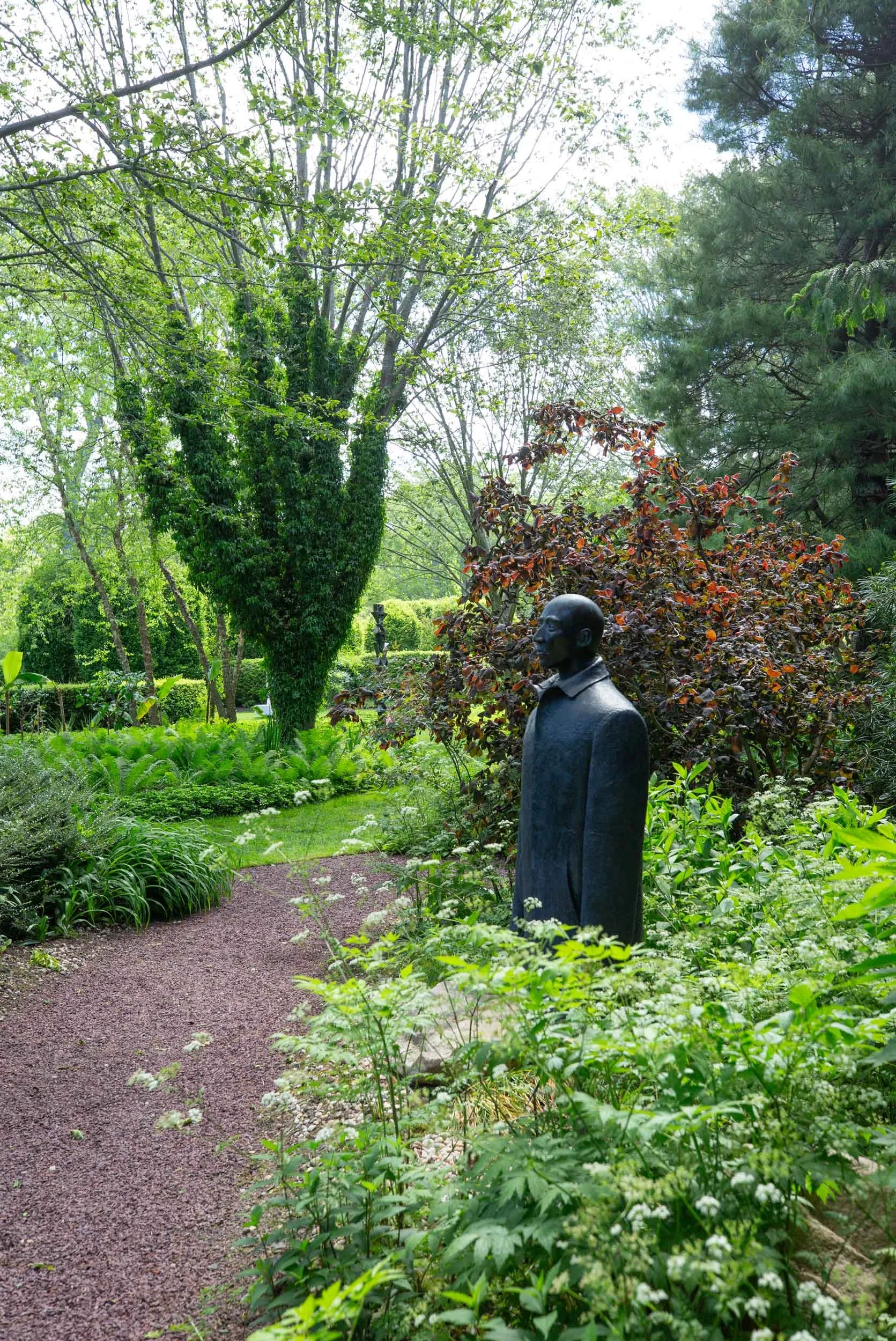 R_Lara-Vukson-Photo_2025_5_31-Long-House-Reserve-grounds-2456_SQSP_2500px.jpg