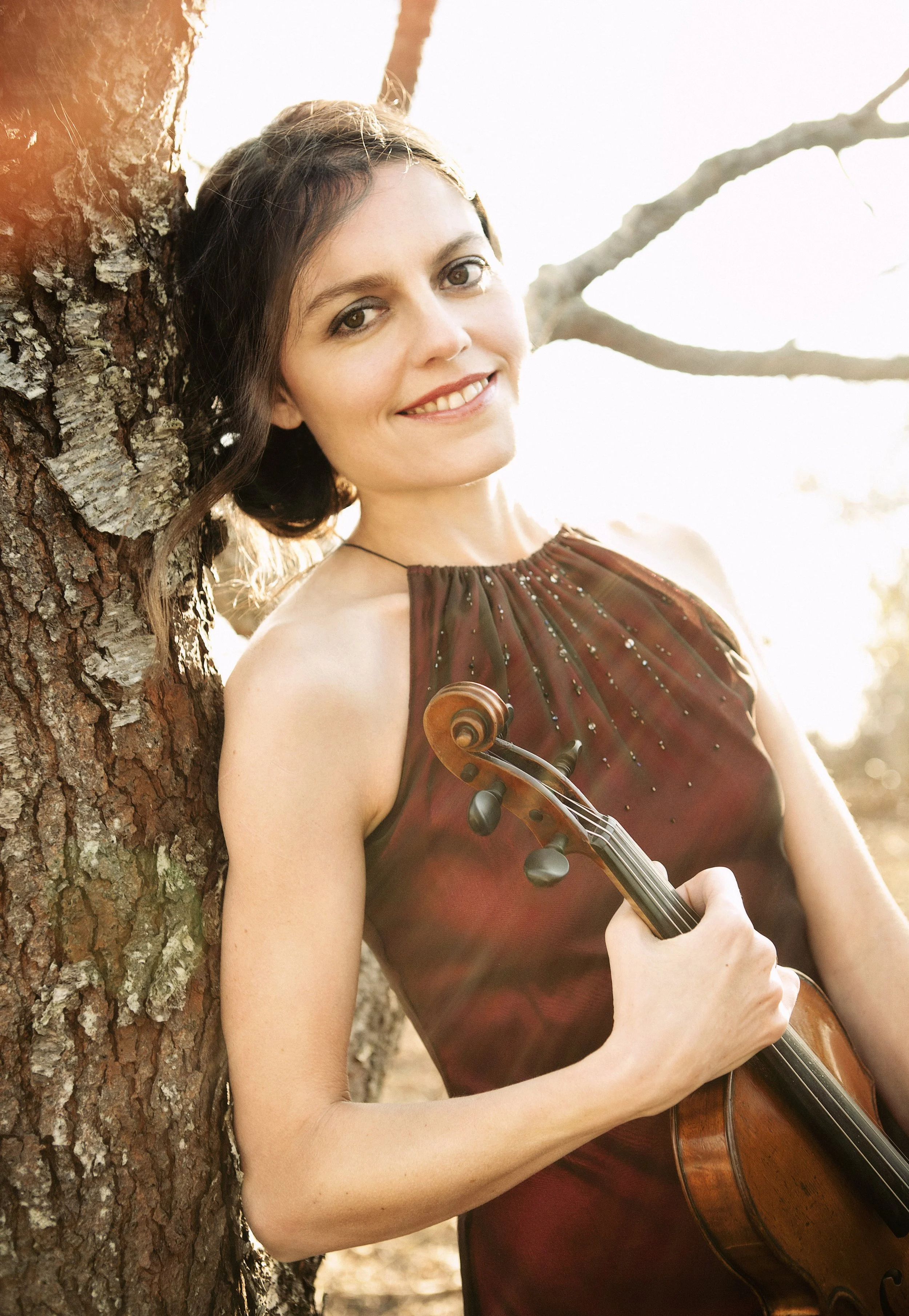 ESO Concertmaster Isabella Lippi Featured Soloist&nbsp;in November 7 &amp; 8 Concerts&nbsp;