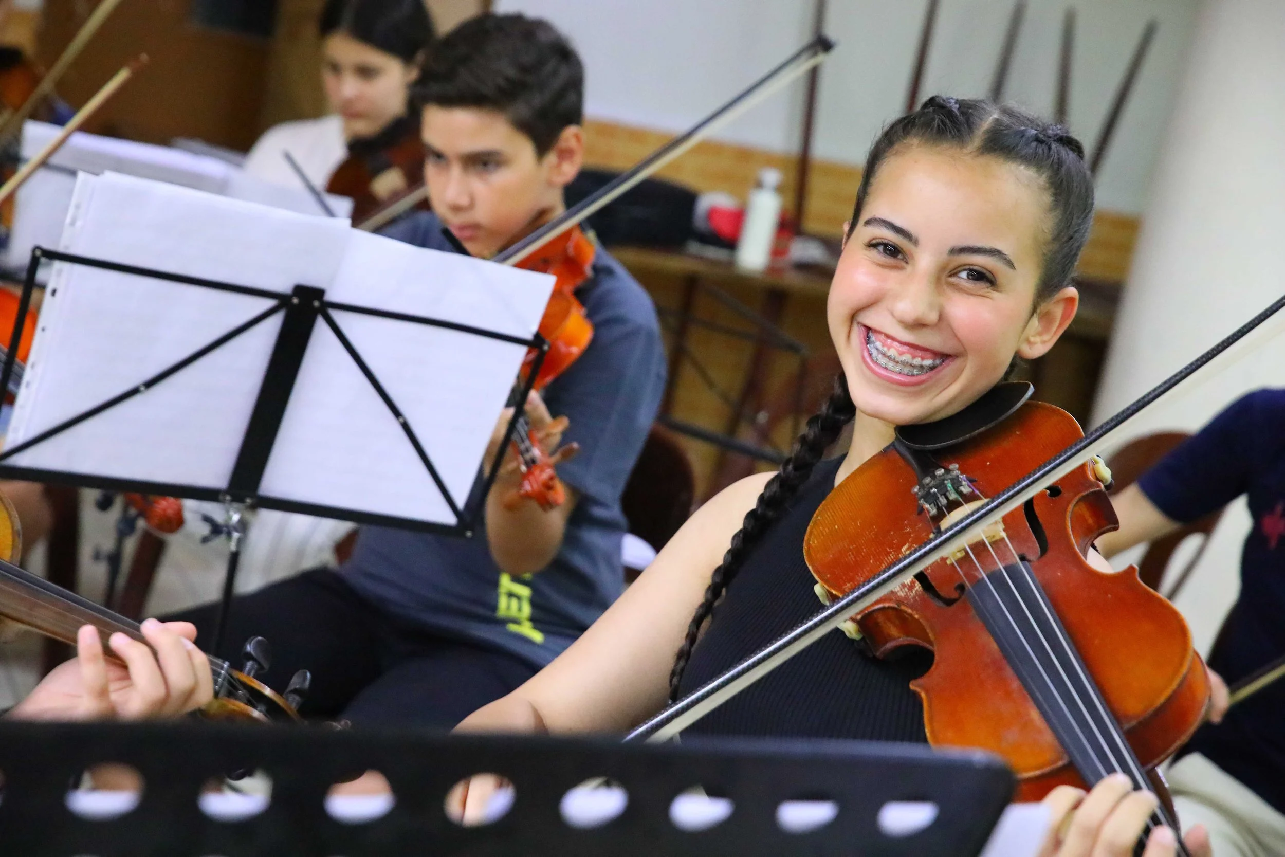 2 Smiling Violins YES Syria.jpg