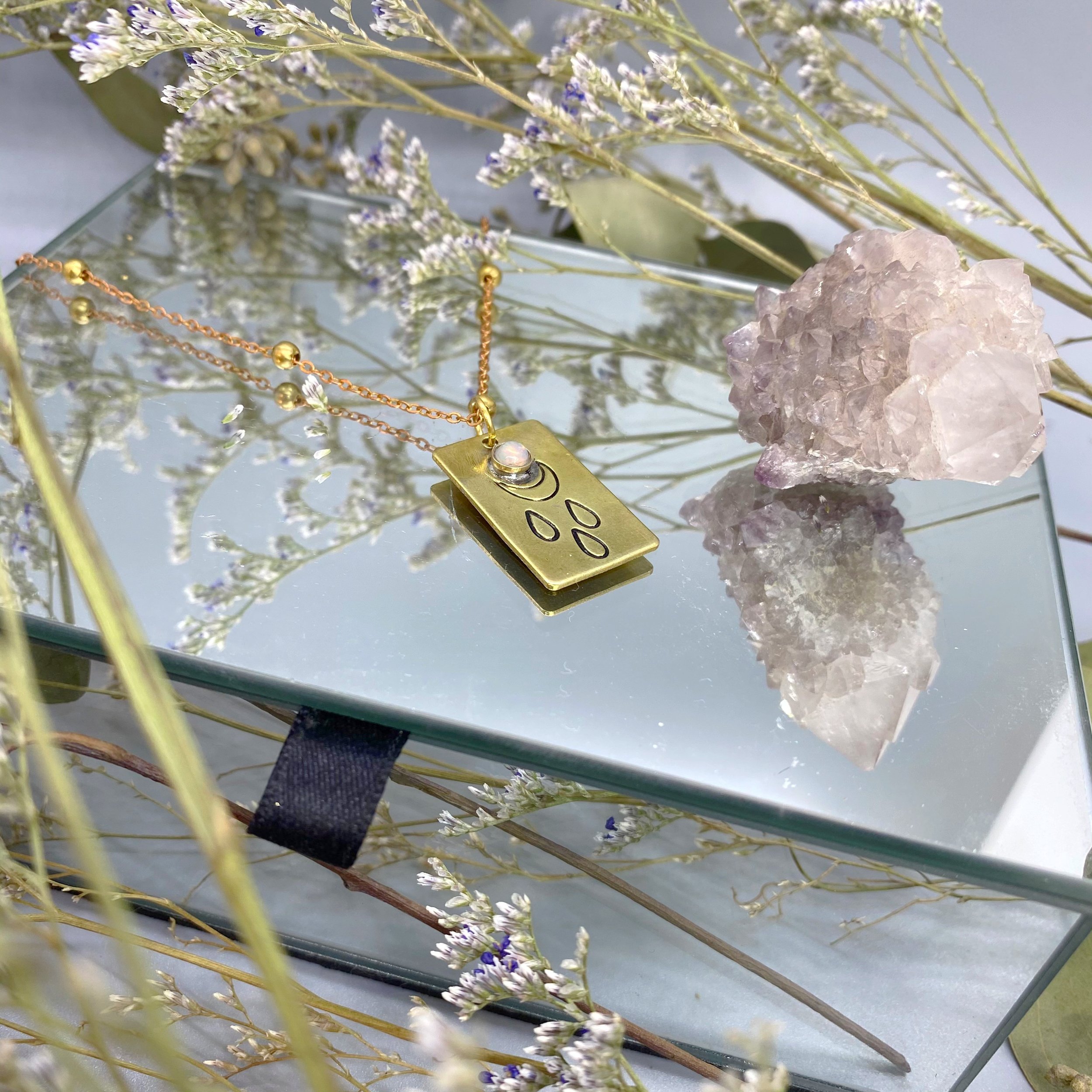 Ersa Necklace02.jpeg